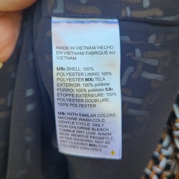 Chico's Multicolor Geometric Chain-Link Print Blouse Button-Up Long Sleeve - Picture 11 of 13